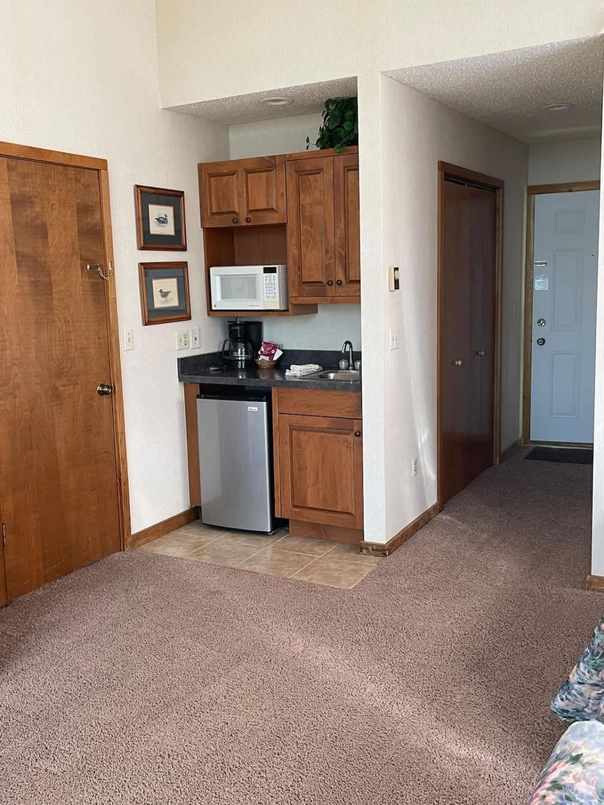 Top Floor Luxury, Sauna, Private Pool, Lake Bellaire Beach, 5 Beds, 4 Full Bath エクステリア 写真